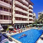 Blue Heaven Aparthotel 4*